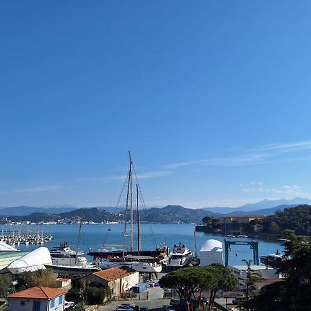 Appartamento Portovenere Con Vista Mare Porto Venere Luaran gambar