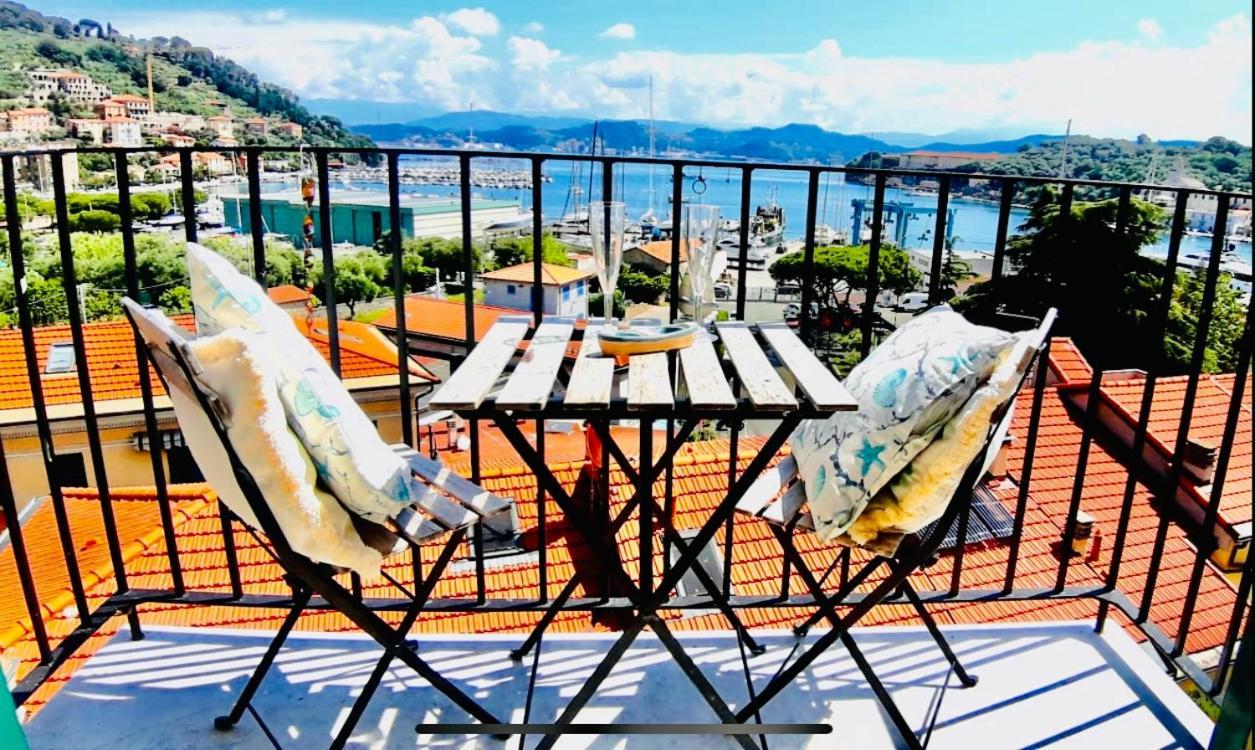 Appartamento Portovenere Con Vista Mare Porto Venere Luaran gambar
