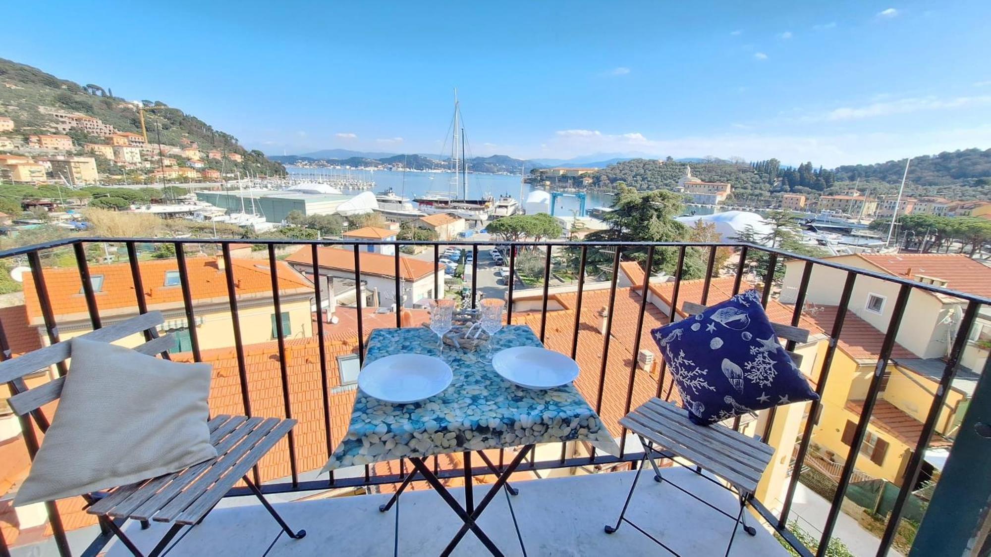Appartamento Portovenere Con Vista Mare Porto Venere Luaran gambar